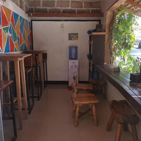 One Hostel - El Nido Luaran gambar