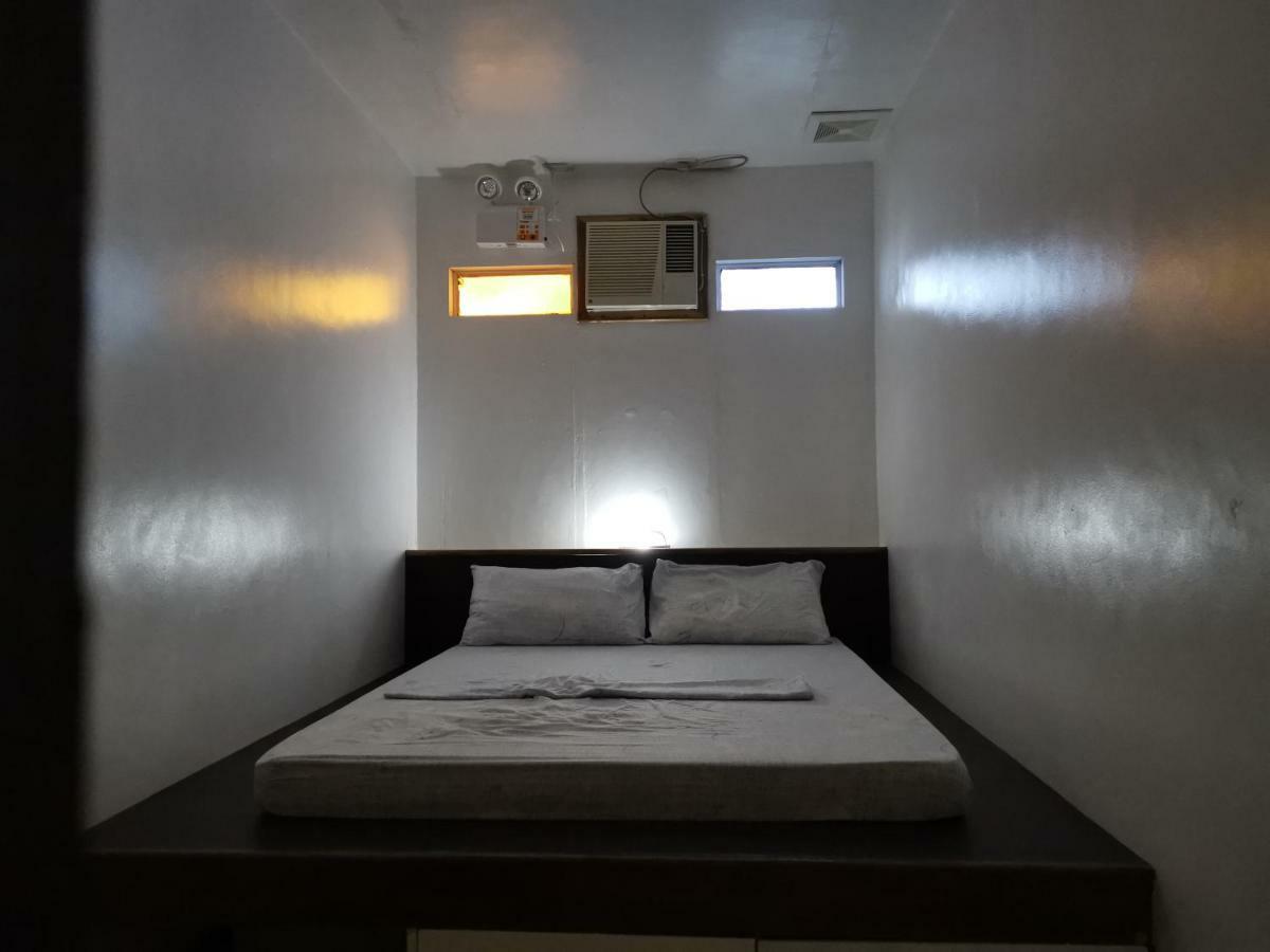 One Hostel - El Nido Luaran gambar